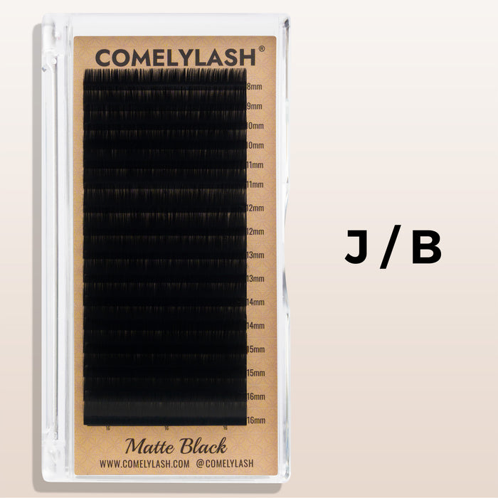 Matte Black lash extension tray available in J and B curls